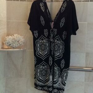 BEACH/SWIM SUIT COVER UP